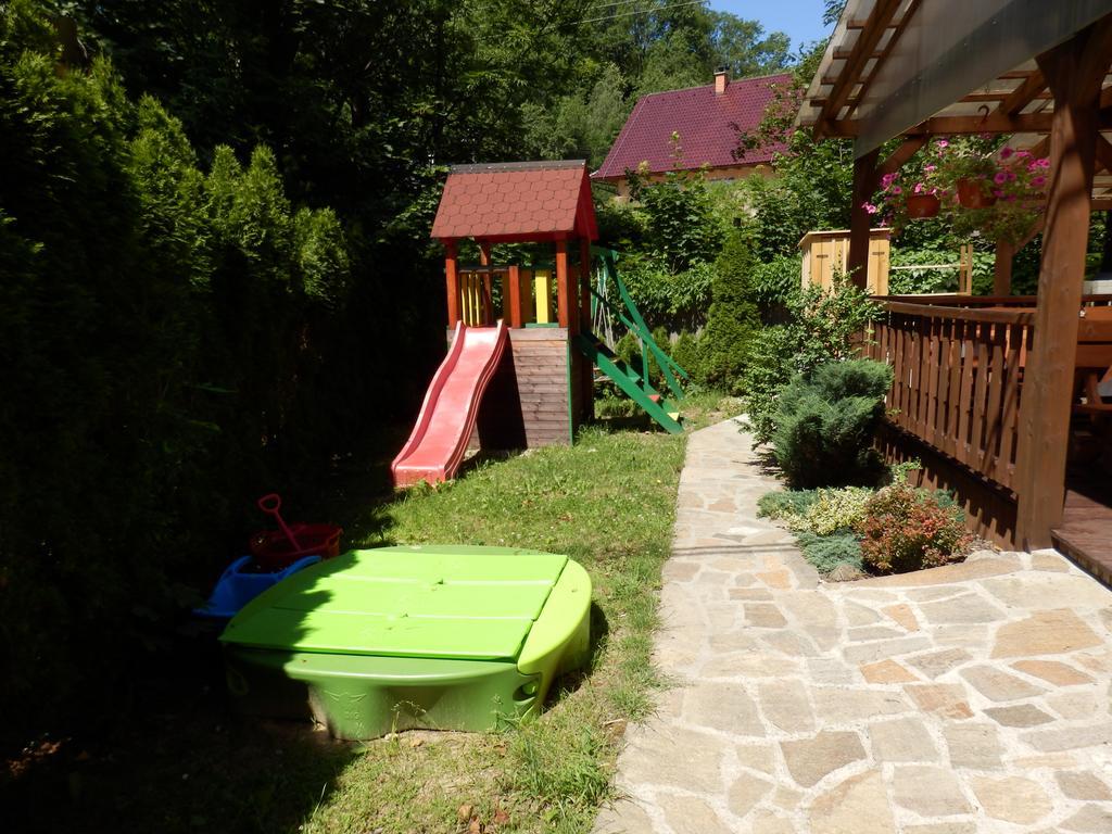 Penzion Janostik Roznov pod Radhostem Luaran gambar